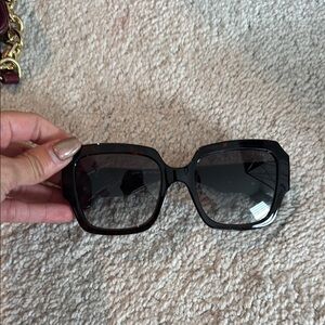 Guess Black Oversized Sunglasses with Gradient Lenses